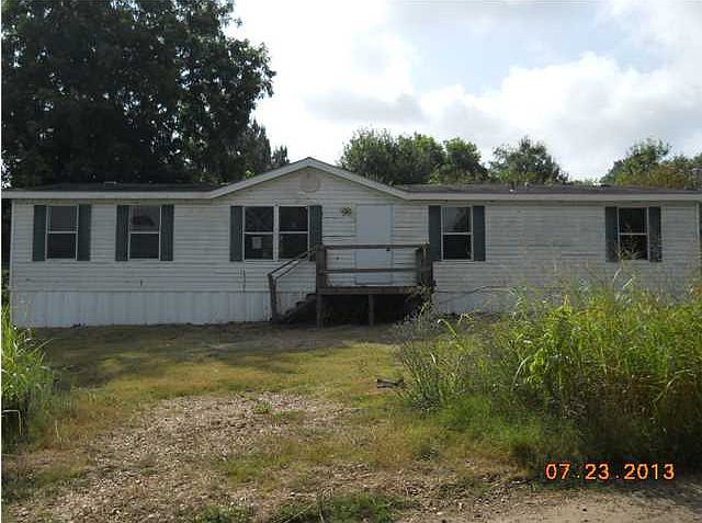 1st image of 290 Red Oak Dr
