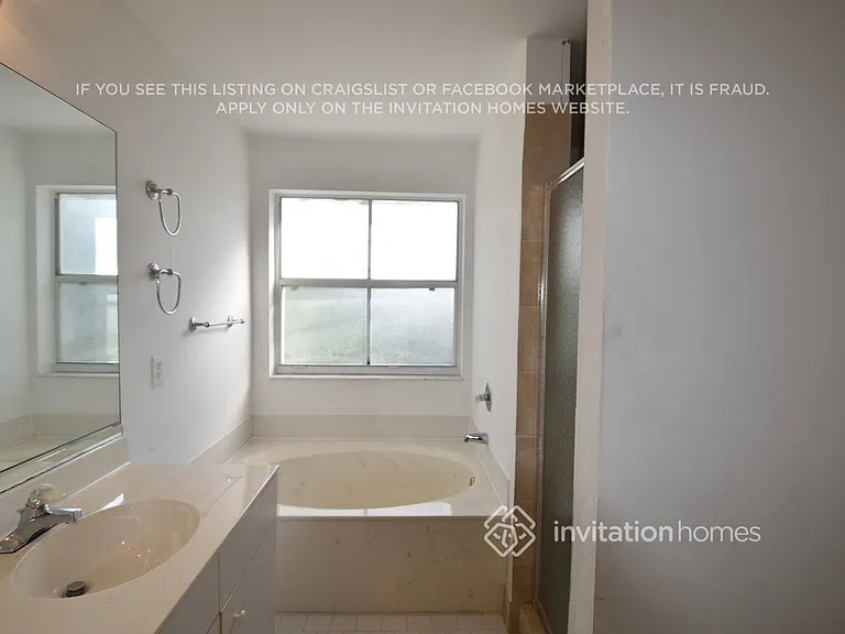 4415 SW 153rd Ave — Photo 11