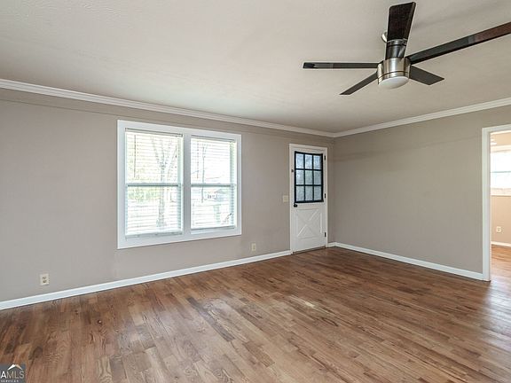 4th image of 132 Ash Rd