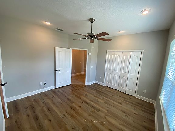4th image of 627 Quinby Way