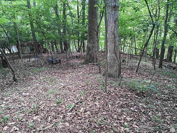 5th image of Frazier Rd