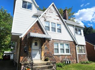 1545 Genesee Rd, Cleveland, OH 44121