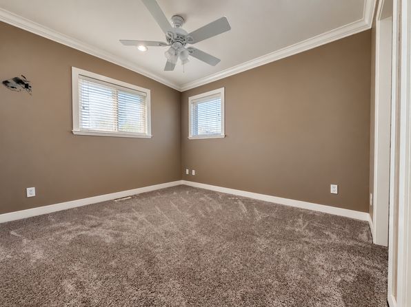 5 bedroom rental in Surrey — photo 21