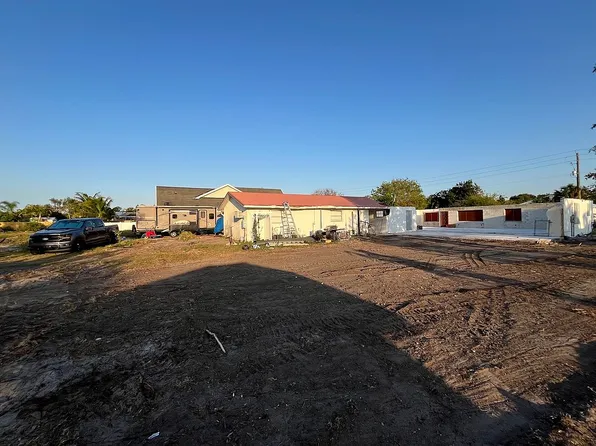 5419 SE Horseshoe Point Rd, Stuart, FL 34997