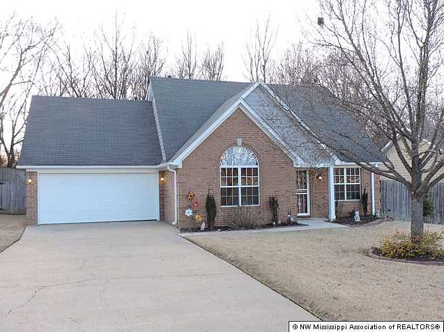 1st image of 5809 Ingleside Dr