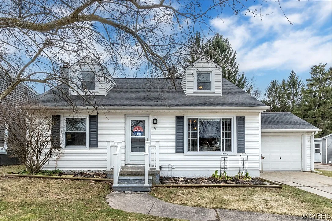 14 Bridlewood Dr photo 1