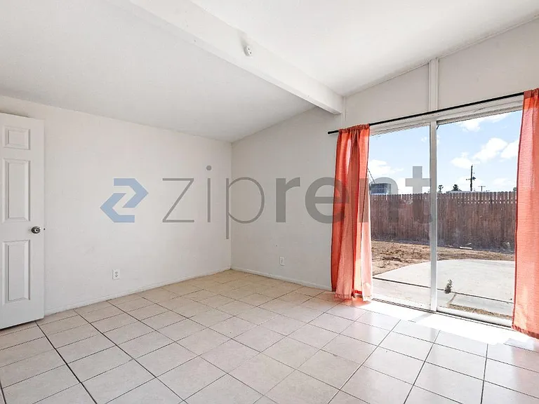 221 Milinane Dr — Photo 19