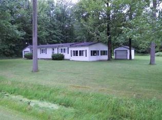 5673 E Hammel Beach Rd, Au Gres, MI 48703