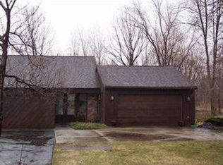 32 Susann Ct, Fredonia, NY 14063
