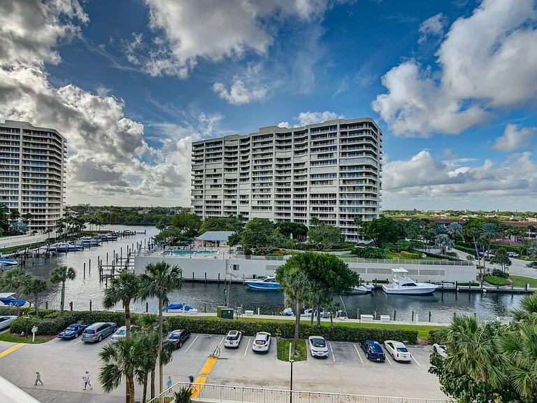 4301 N Ocean Blvd #507 — Photo 46