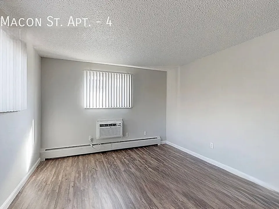 1434 Macon St