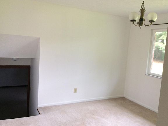 5th image of 3150 Magnolia Dr
