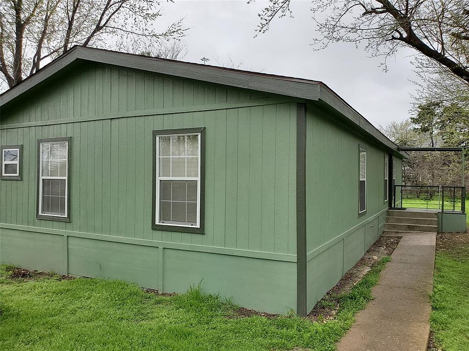 1st image of 339 De Haes Ave