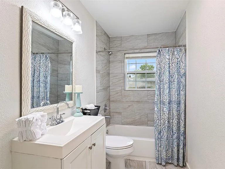 504 Burke Rd — Photo 13