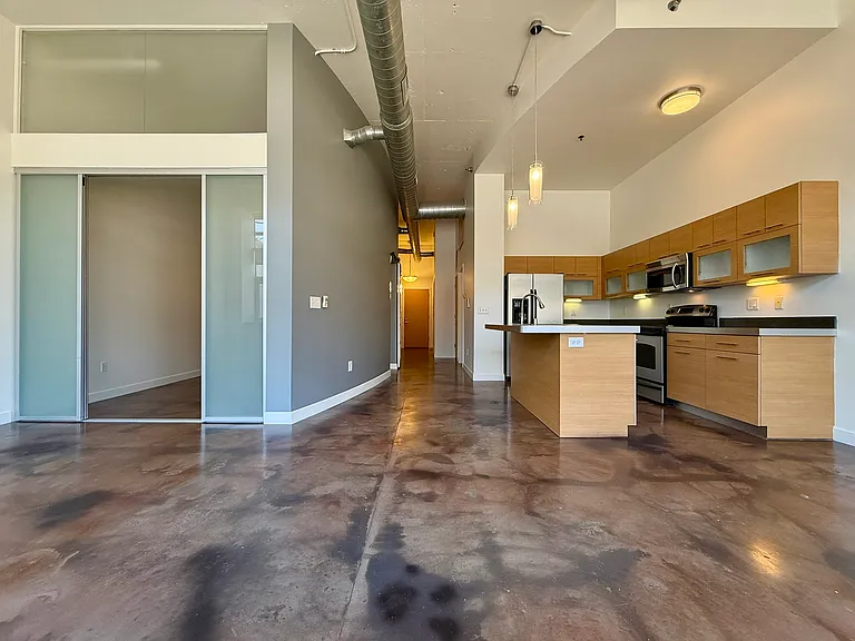 Central Park Lofts — Photo 41