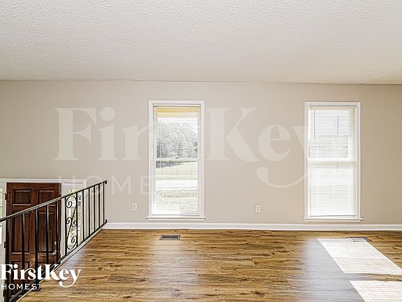3rd image of 1259 Huffman Rd