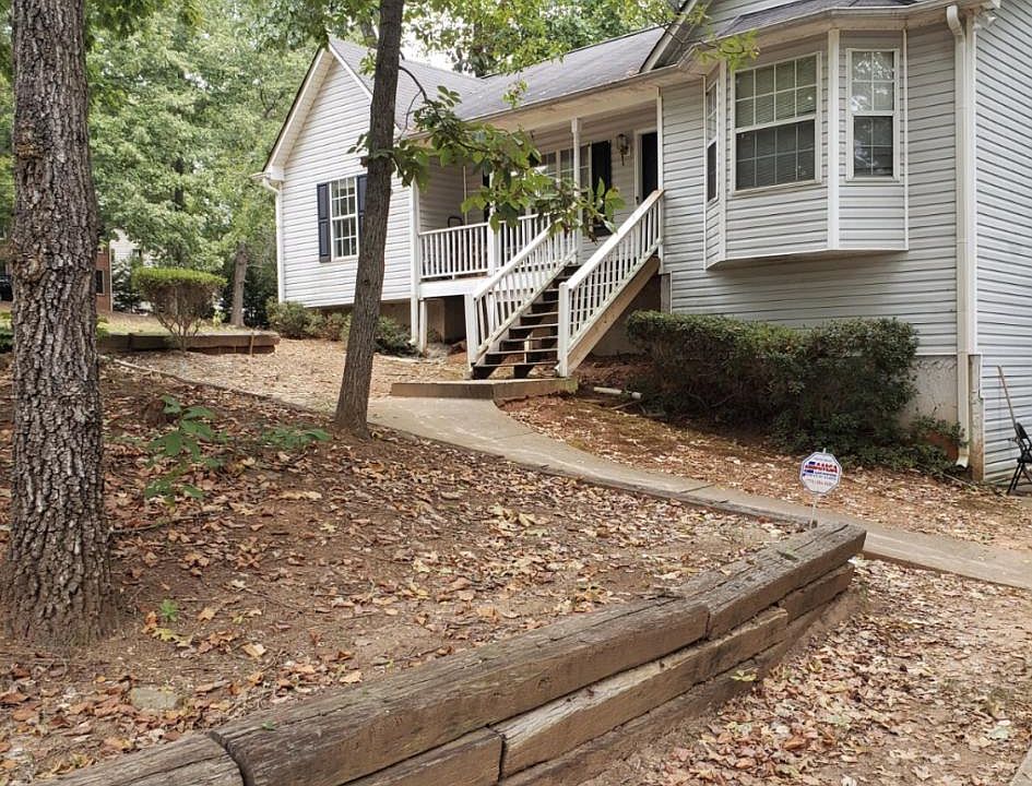 2nd image of 8607 Woodcreek Ct