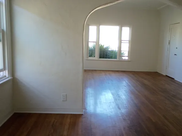 317 1/2 N Gardner St Office 2/1, Los Angeles, CA 90036