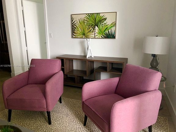 5th image of 488 NE 18th St Unit 1602