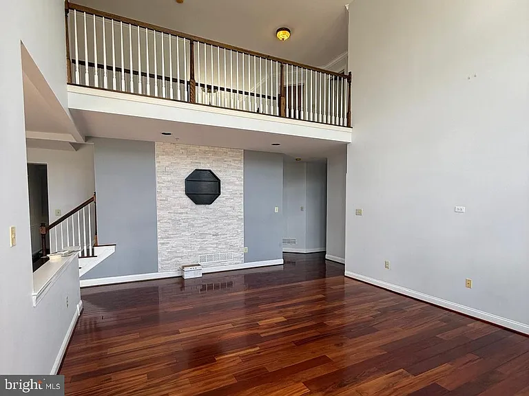 210 Cadwallader Dr — Photo 7