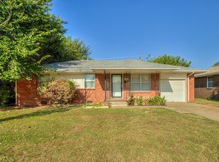 2309 Maple Dr, Midwest City, OK 73110