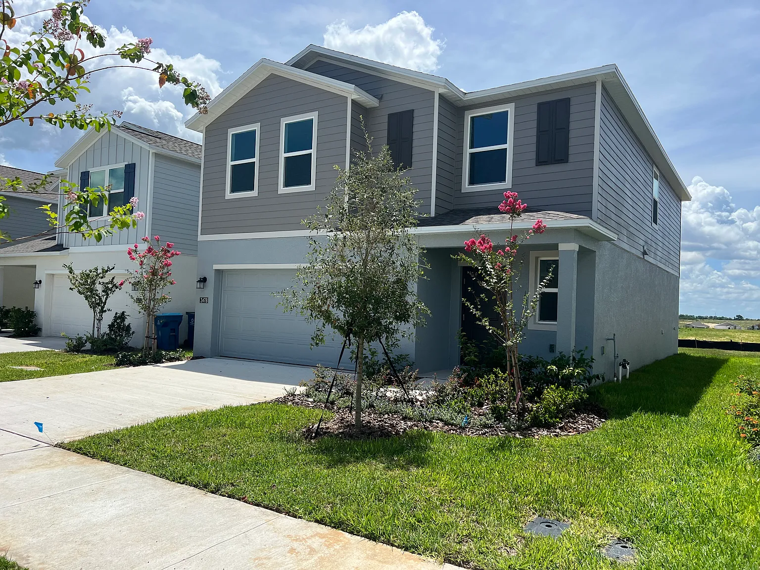 5 bed, 2112 sqft, $2,300 — Photo 4