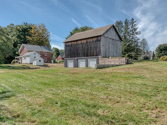 3rd image of 76 Griffin Road