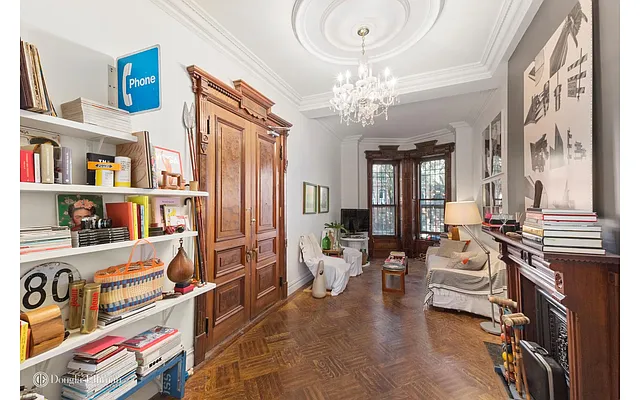 Rented by Douglas Elliman | media 14