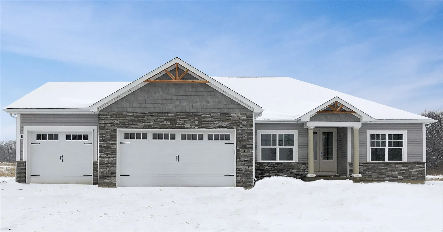 5418 Daffodil Dr photo 1