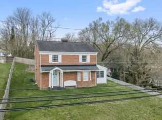 209 E Main St, Fincastle, VA 24090