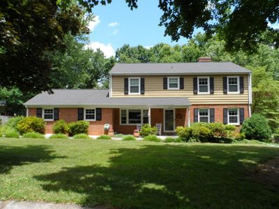 2212 Cantle Ln, Roanoke, VA, 24018