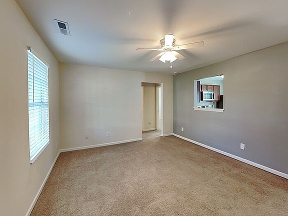 3rd image of 1610 Hudson Graham Ln