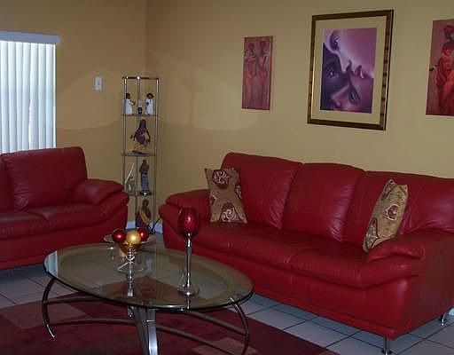 3rd image of 1485 N Mangonia Dr