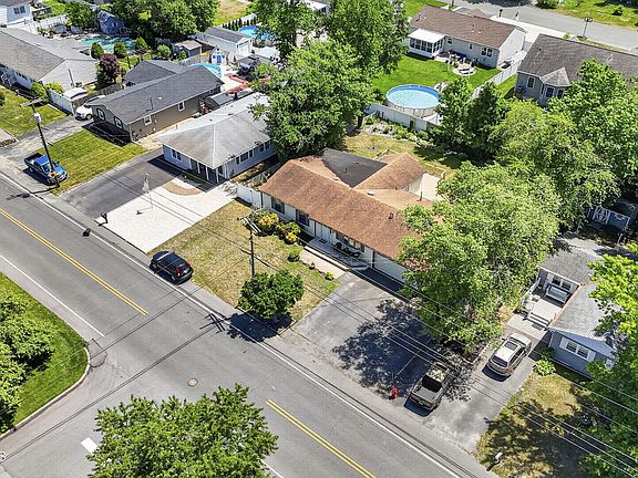 5th image of 705 Nautilus Boulevard