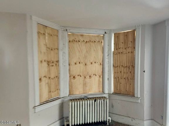 4th image of 290 3rd Street