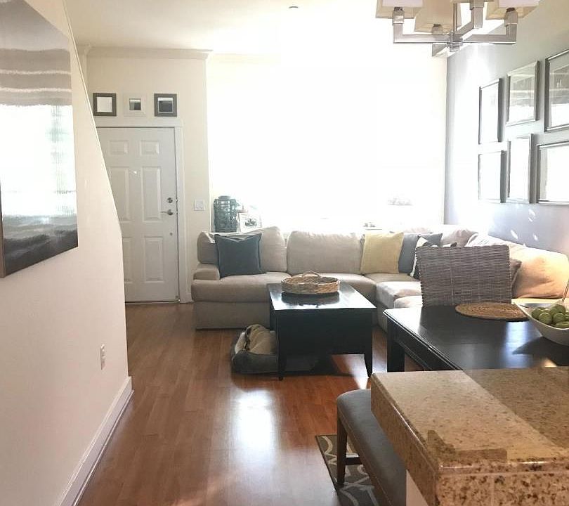 1st image of 107 Cahill Park Dr