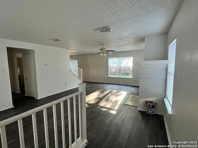 7242 Artisan Ln — Photo 3