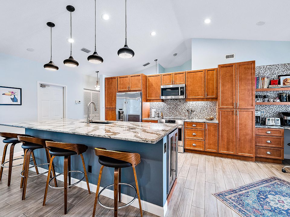 1st image of 701 Sea Oats Dr #D-2