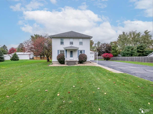 138 W Madison St, Petersburg, MI 49270