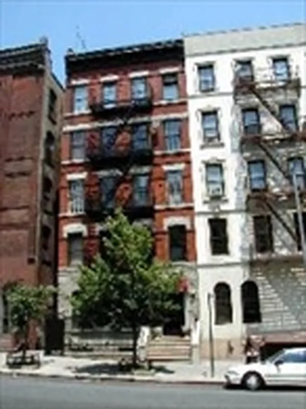 その他 STREET 06 2006 No.178 69 West 106th Street in Manhattan Valley : Sales, Rentals