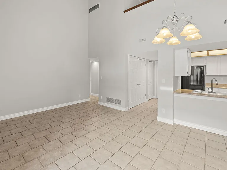 144 W Rockrimmon Blvd #302 — Photo 9