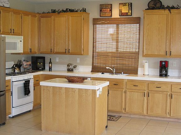 Kitchen with Center Island and Dining area