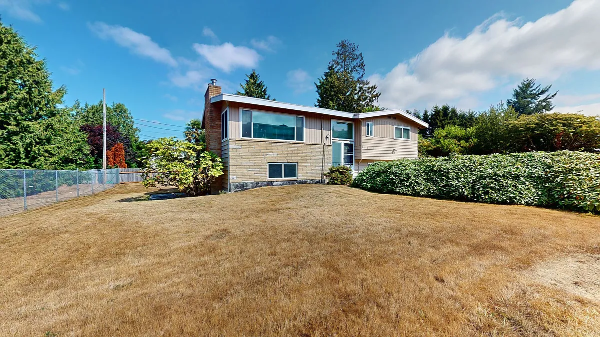Building Photo - 812 S 235th Pl