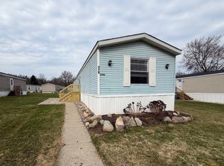 2688 Meadowlark #176, Brighton, MI