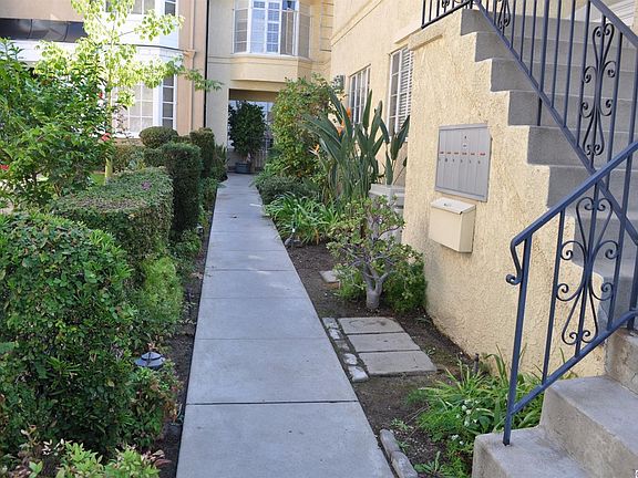 2nd image of 1212 N Brand Blvd APT 1