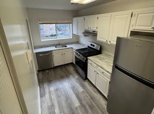 10661 Montrose Ave APT 204, Bethesda, MD 20814