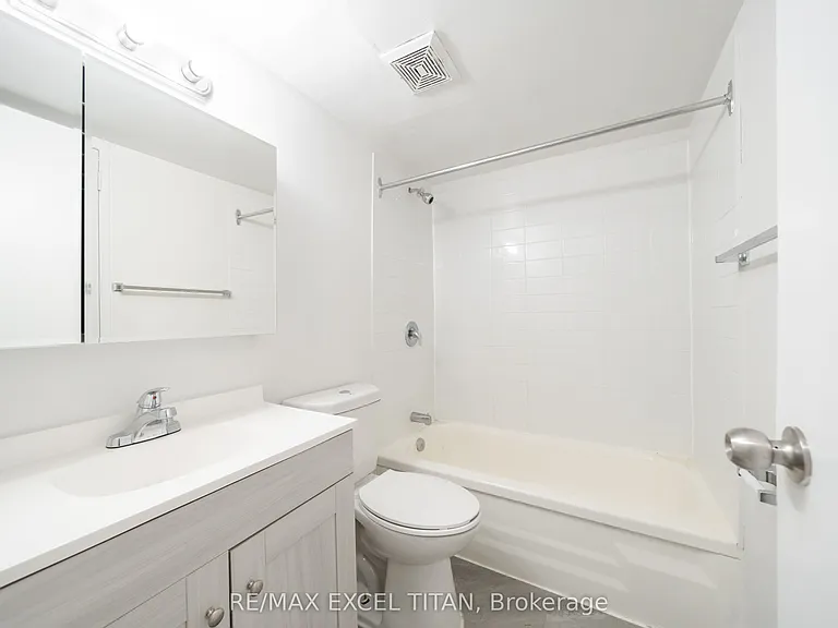 2255 Weston Rd #B101 — Photo 7
