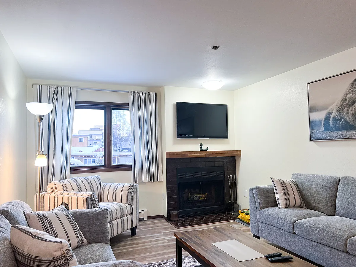 380 E 11th Ave #124 - 1 — Photo 1