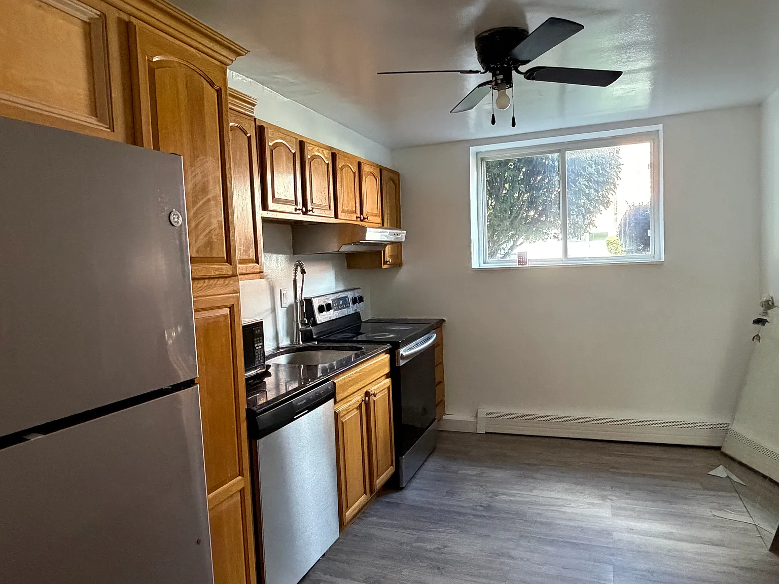 2 bed, 786 sqft, $2,600 — Photo 4