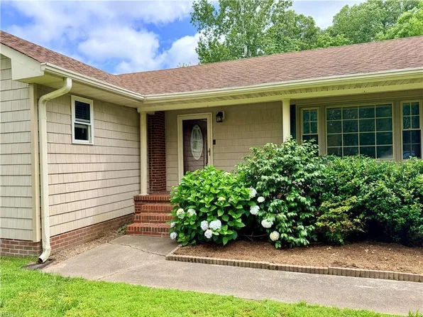 2905 Harbor Rd, Suffolk, VA 23435